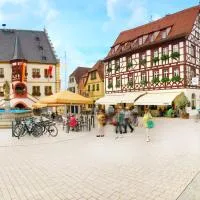 Hotel Tuchhaus，位于福尔卡赫的酒店