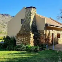 Kliphuis at Slangboskloof，位于Voorsorg的酒店