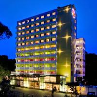 珍珠山瑞丽酒店，位于新加坡珍珠山的酒店
