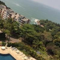 Guaruja com praia privativo e vista pro mar，位于瓜鲁雅Tortuga的酒店