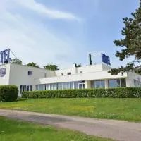 Hotel Val Vert，位于欧苏瓦地区普伊的酒店