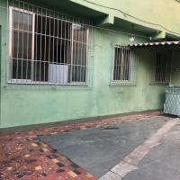 !!Casa na Penha toda Mobiliada em rua Tranquila!，位于里约热内卢里约热内卢加里奥国际机场 - GIG附近的酒店