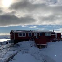 Isi4u apartments, snowmobile and dogsled，位于西西缪特Sisimiut Airport - JHS附近的酒店