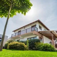 Pensiunea si Bungalouri Horizont，位于奥多尔黑塞库耶斯克的酒店