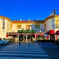 Hostal Torresmancha，位于拉瓜迪亚的酒店