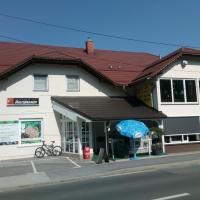 Hostel - Rooms Kaj & Kaja，位于欧热霍瓦瓦斯Maribor International Airport - MBX附近的酒店