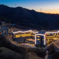 Pyeongchang Ramada Hotel & Suite by Wyndham，位于平昌大关岭面的酒店