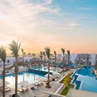 Sunrise Tucana Resort Grand Select- Ultra All-Inclusive，位于赫尔格达马卡迪湾的酒店