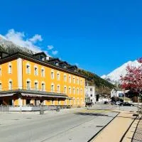 Bier & Erlebnis Hotel des alpes，位于菲施的酒店