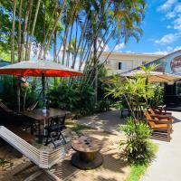 Tombo Beach Hostel & Pousada，位于瓜鲁雅Praia do Tombo的酒店