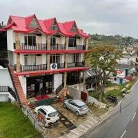 HOTEL DEV CHHAYA，位于拉尼凯特的酒店