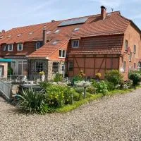Landhausidyll Apartment Wohn- und Schlafzimmer，位于克吕茨的酒店
