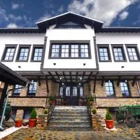 剧院酒店，位于比托拉的酒店