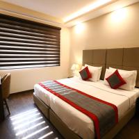 Hotel Azulo Inn Bhikaji Cama Place Delhi - Couple Friendly Local IDs Accepted，位于新德里Safdarjung Enclave的酒店