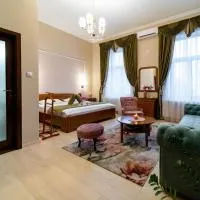 Central Harmony Apartment，位于奥多尔黑塞库耶斯克的酒店
