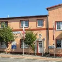 Hotel-Restaurant Christine,位于Lübz的酒店