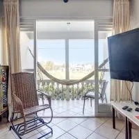 Praia de Itapirubá，位于因比图巴的酒店
