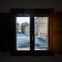 UNDUESINA Albergue Undués de Lerda，位于Undués de Lerda的酒店