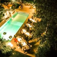 Hotel Milano Pool & Garden,位于萨利切泰尔梅的酒店