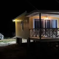 1 Bed Cottage Sleeps 2 - Pet Friendly - Ocean View，位于Dulcina的酒店