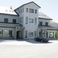 HOTEL BRUMA II，位于阿古迪尼亚的酒店