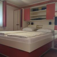 Apartment Casa Wiro，位于MagadinoLocarno Airport - ZJI附近的酒店
