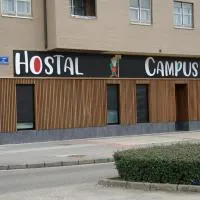 Hostal Campus，位于布尔戈斯的酒店