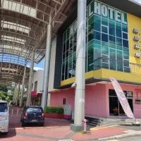 Hotel Oasis,位于峇冬加里的酒店