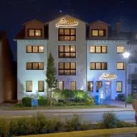 Hotel l'adresse garni,位于Heusweiler的酒店