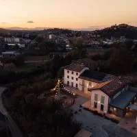 Babo Agriturismo Conviviale，位于卡斯塔诺兰泽的酒店