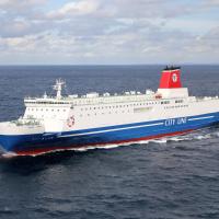 Meimon Taiyo Ferry 2nd sailing from Kitakyushu to Osaka，位于北九州门司区的酒店