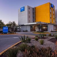 TRYP by Wyndham San Luis Potosi Hotel & Suites，位于圣路易斯波托西的酒店