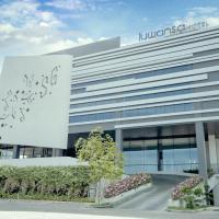 Luwansa Hotel and Convention Center Manado，位于美娜多的酒店