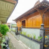 Villa Joglo Kawung，位于日惹Gondomanan的酒店