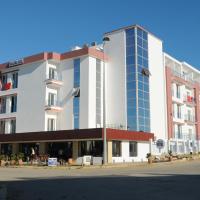 自由区酒店，位于Gzennaïa丹吉尔伊本巴特图塔机场 - TNG附近的酒店