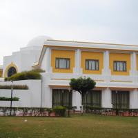 THE ROYAL RESIDENCY，位于KushinagarKushinagar International Airport - KBK附近的酒店