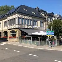 Hotel des Postes，位于胡法利兹的酒店