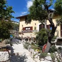 IL GIRASOLE，位于Castelvecchio Calvisio的酒店