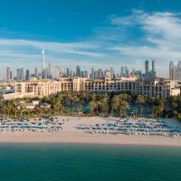 朱美拉海滩迪拜四季酒店，位于迪拜朱美拉的酒店