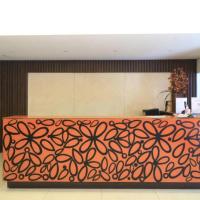Urbanview Hotel Mroom PH，位于雅加达Kemang的酒店