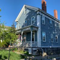 Beautiful Victorian house, Room，位于波士顿多切斯特的酒店