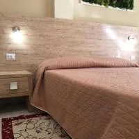 Hotel Centrale,位于夸尔图-圣埃莱娜的酒店