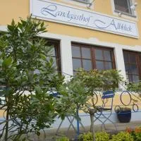Hotel Albblick Bad Boll，位于巴特博尔的酒店