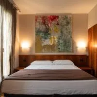 HOTEL QUERINI Essential Business Hotel Sandrigo，位于圣佐伊格的酒店