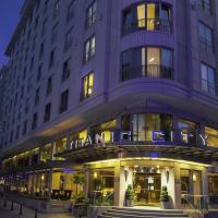 塔克西姆泰坦尼克城市酒店，位于伊斯坦布尔Talimhane的酒店