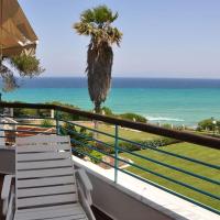 Yades elegant villa 2 minutes away from the beach，位于卡利塞亚-豪客迪克斯的酒店
