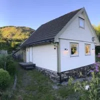 Guesthouse in Manger, Radøy Island，位于Kollstad的酒店