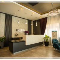 VIS Palm Hotel Ganja，位于甘贾Gyandzha Airport - GNJ附近的酒店