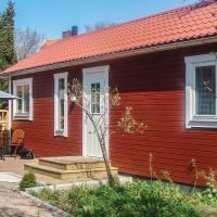 Stunning Home In ngelholm With 1 Bedrooms，位于恩厄尔霍尔姆Ängelholm-Helsingborg Airport - AGH附近的酒店