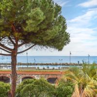 2 Bedroom Cozy Apartment In Moneglia，位于莫内利亚的酒店